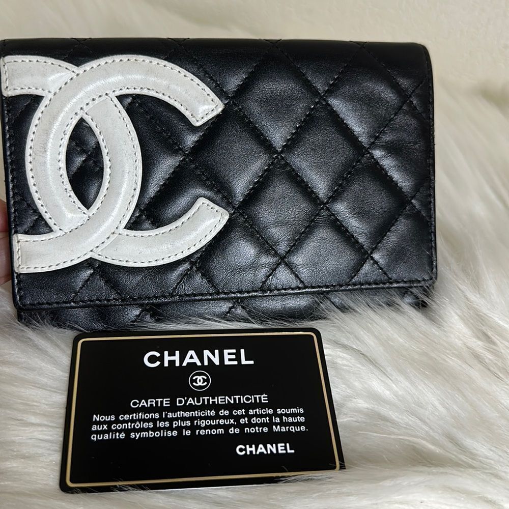 💯Authentic Chanel Cambon Bifokd Wallet🍀